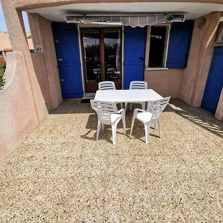 Appartement Résidence Grande Bleue - 2 Pièces Pour 4 Personnes 64 *